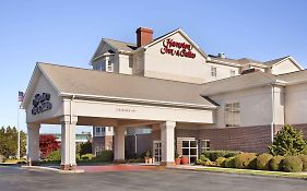 Hampton Inn & Suites Providence Warwick Airport